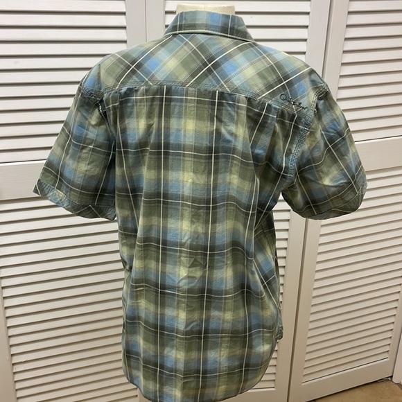 Quicksilver Waterman Collection Plaid Button Down Short Sleeve Shirt Size Med - Picture 2 of 4